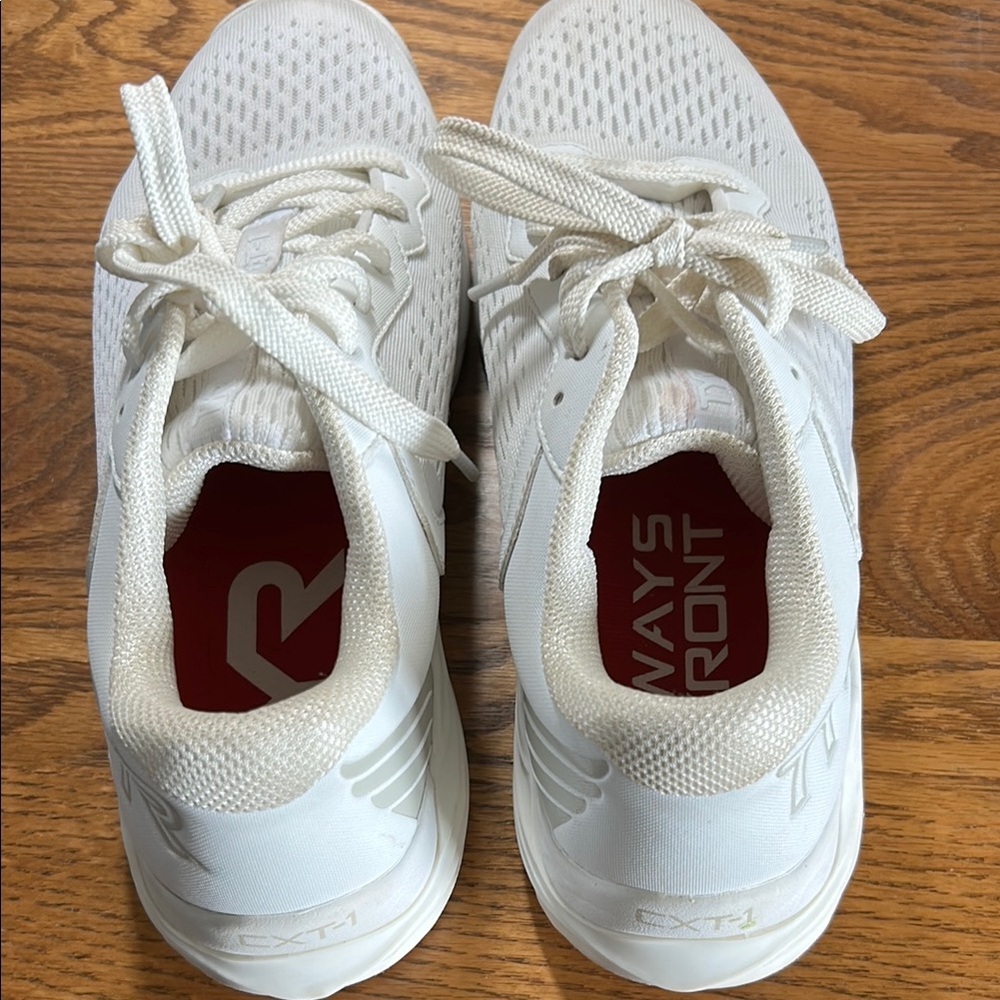 TYR White Athletic Shoes